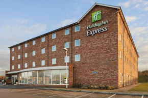 Отель Holiday Inn Express Nuneaton, an IHG Hotel  Ньюнетон